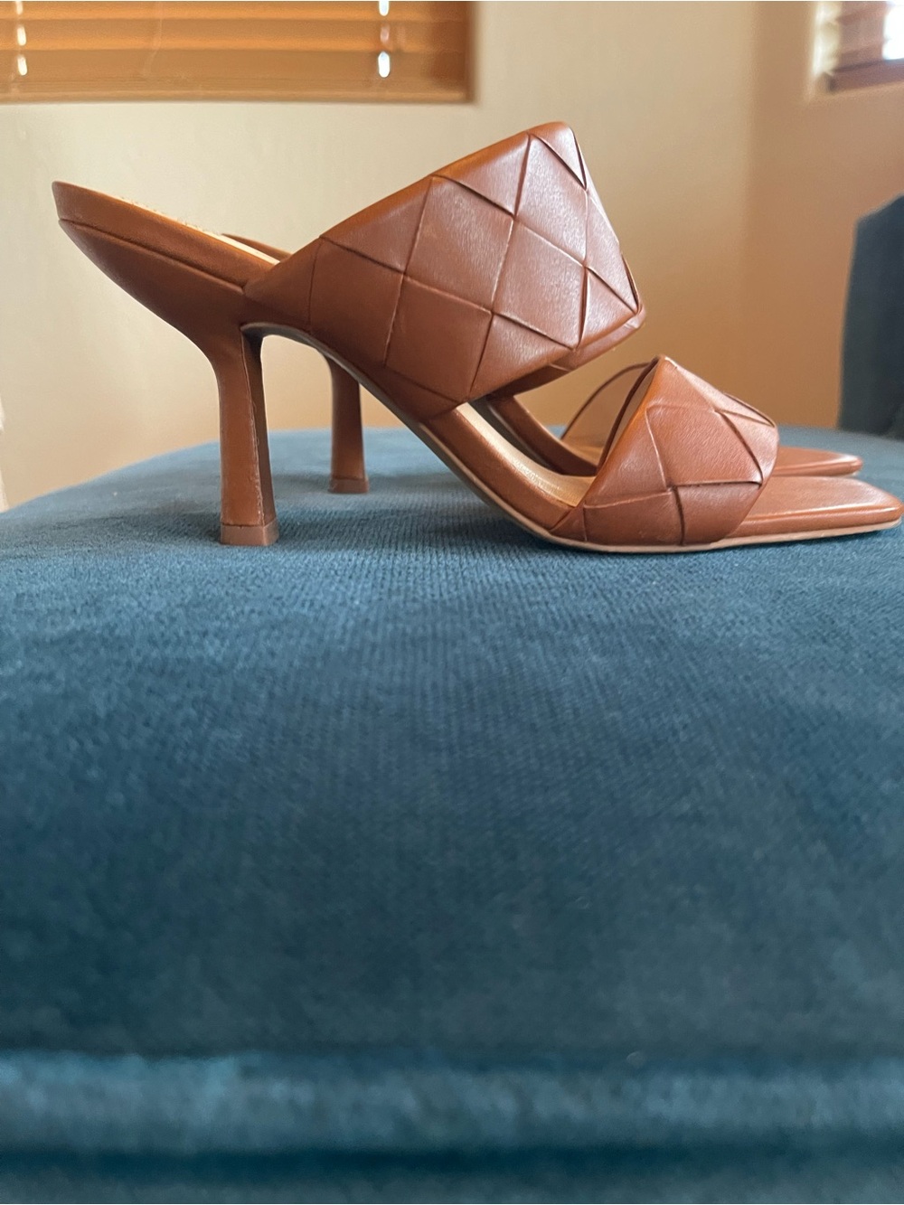 Vince Camuto Candialia Women’s Tan Woven Strap Sandals